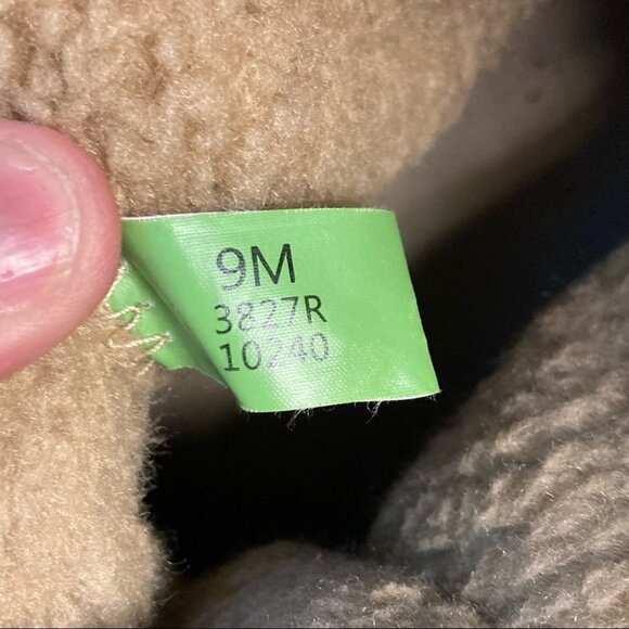 TIMBERLAND Sz 9 Sherpa Lined Suede Lace Up Boots - Picture 7 of 12